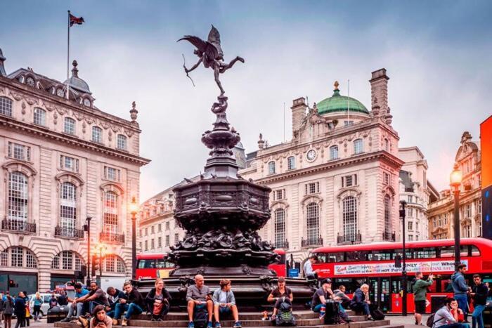 Piccadilly St Mayfair In Heart Of Cov17 Apartment